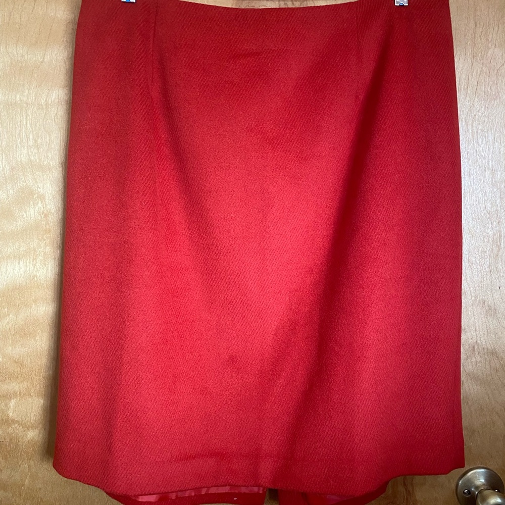 Talbots Red/Orange Wool skirt, NWT. 18w
